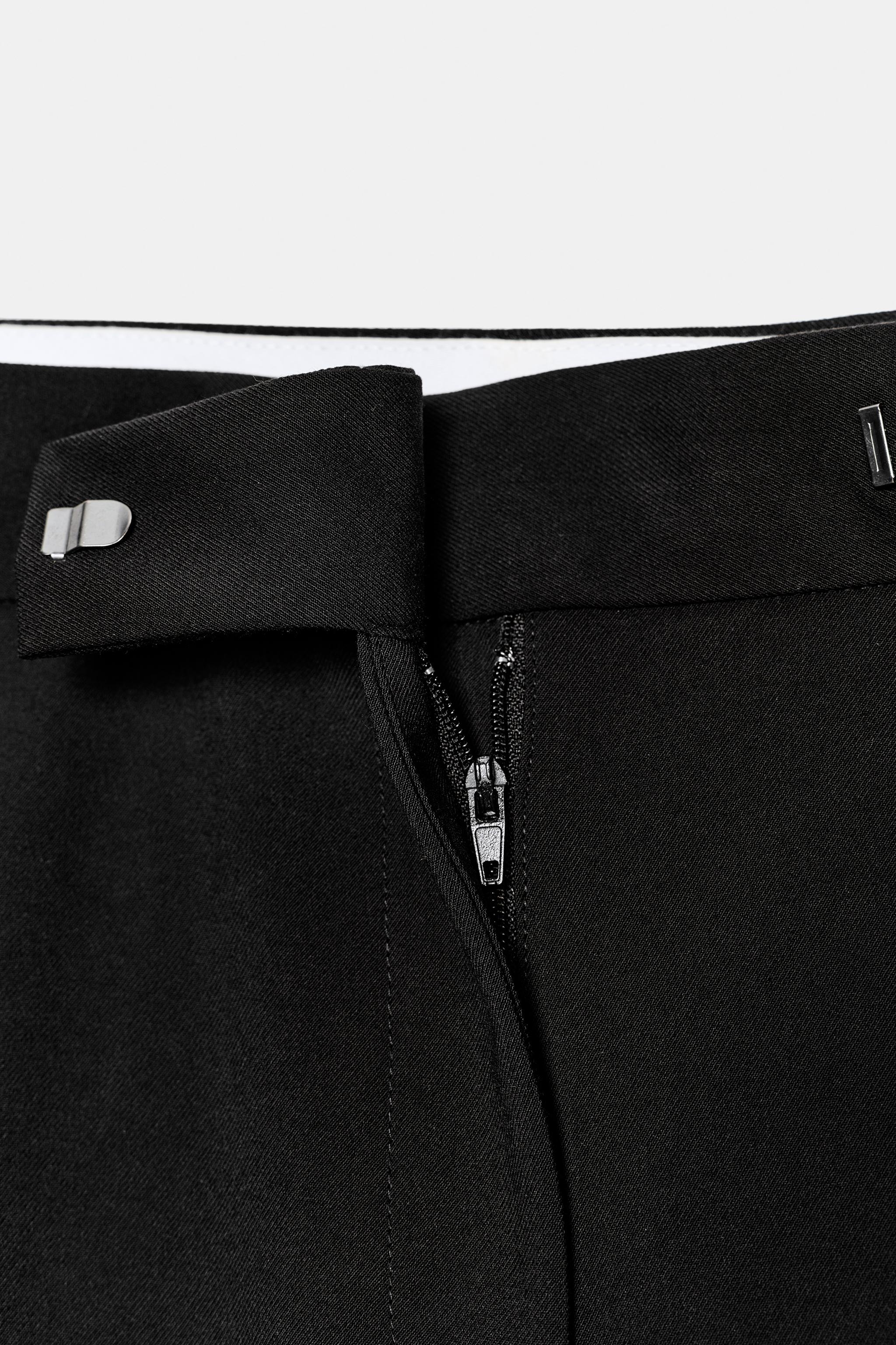 HIGH-WAISTED WIDE-LEG PANTS